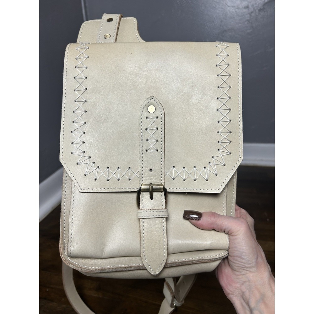 Stanley Street‎ Cream Colored Cross Body Leather Bag Adjustable Strap - Picture 15 of 15